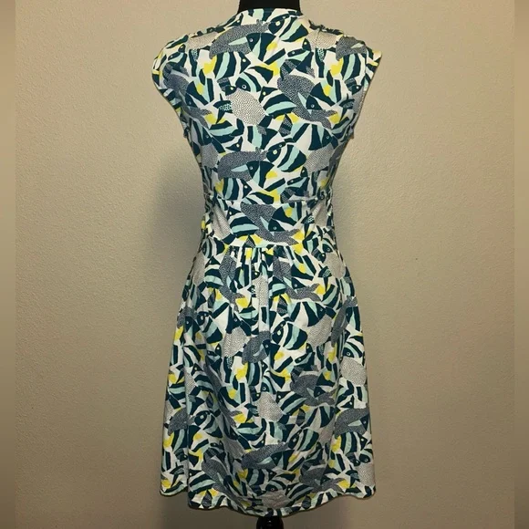 Lands End Women's Small Cap Sleeve Twist Front Fit and Flare Dress Fish Print - Picture 5 of 11